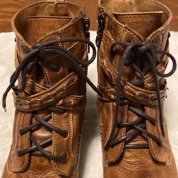 Bed Stu Lace up Heeled boots Size 8 EUC! - Picture 6 of 14